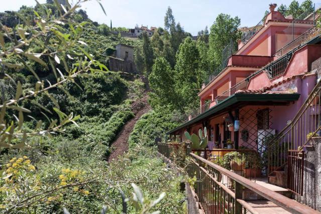 Carly & Dane Vacation House تاورمينا المظهر الخارجي الصورة